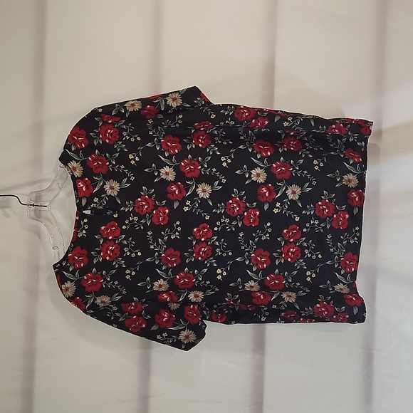 Vintage T.R. Bentley Red Flowered Blouse (XL) - Picture 7 of 12